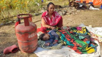 भूकम्प प्रभावित क्षेत्रमा गर्भवती, सुत्केरी र बालबालिका बिरामी 